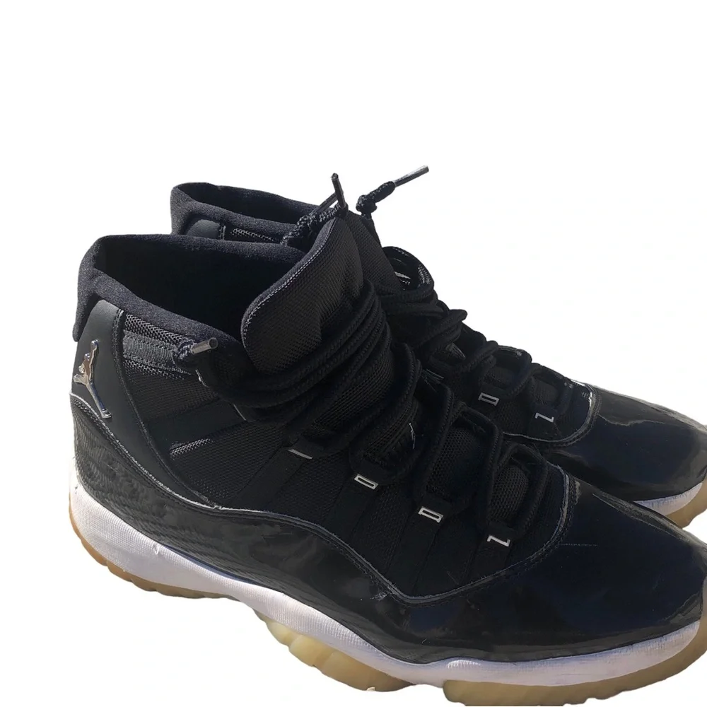 AIR JORDAN 11 RETRO JUBILEE 25th Anniversary